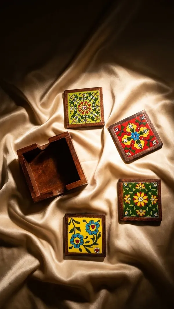 Handpainted_Wooden_Coaster_Set