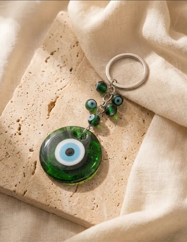 Handcrafted_Leather_Keychain