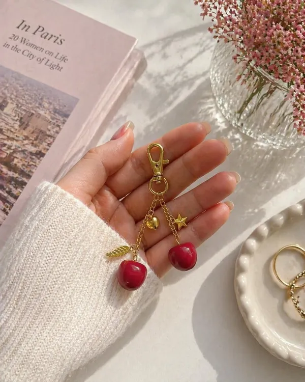 Cherry_Charm_Keychain