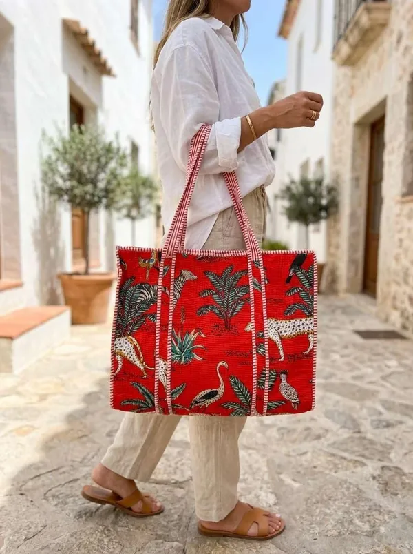 Quilted_Cotton_Tote_Bag_For_Women