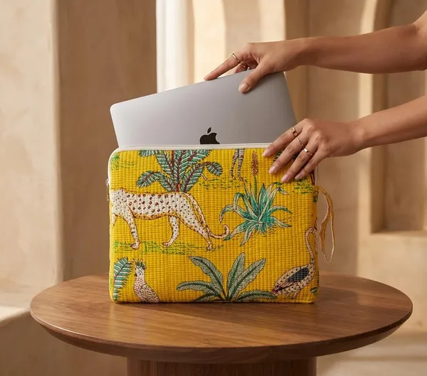 Quilted_Cotton_Laptop_Sleeve