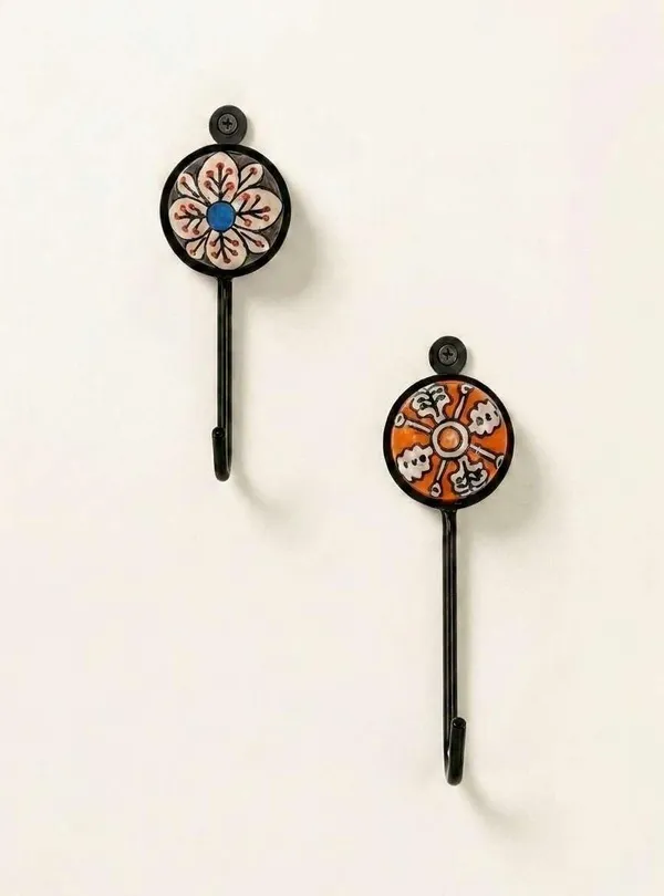 Metal_Wall_Hooks_With_Ceramic_Tiles