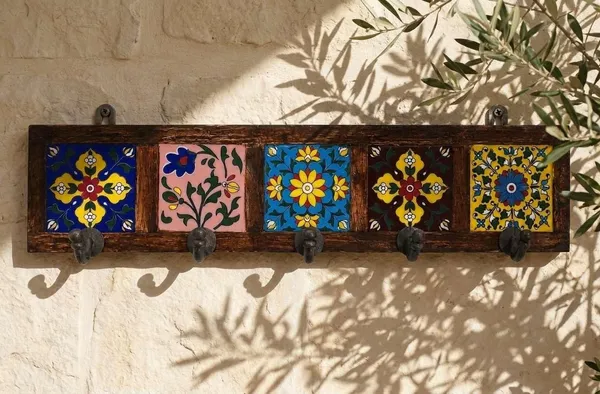 Wall_Hook_Board_With_Ceramic_Tiles
