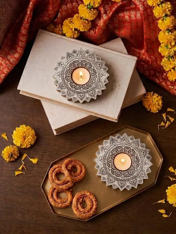 Wooden_Lotus_Tealight_Candle_Holder