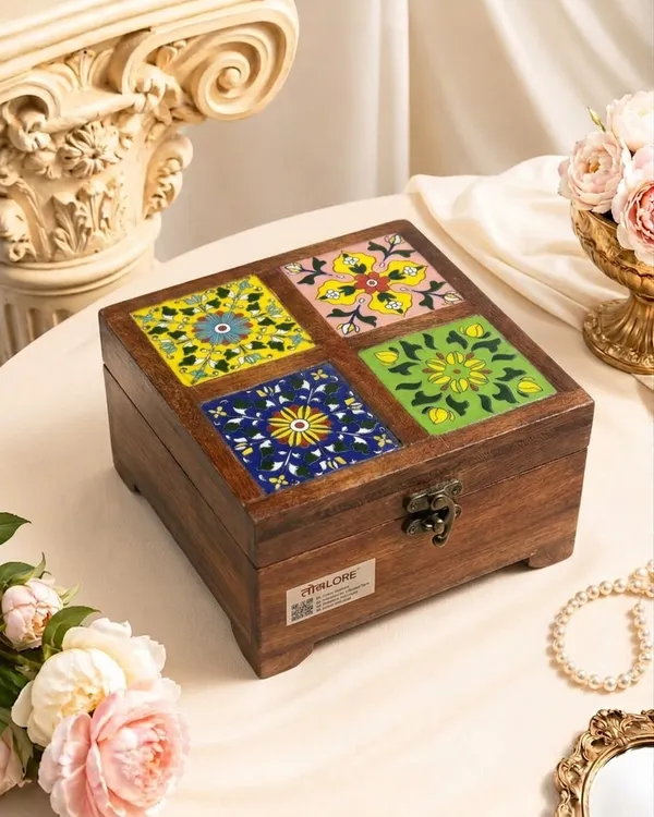Wooden_Blue_Pottery_Storage_Box