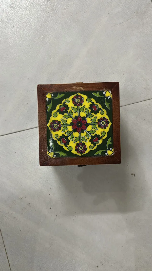 Multicolor_Premium_Smriti_Wooden_Blue_Pottery_Heirloom_Box