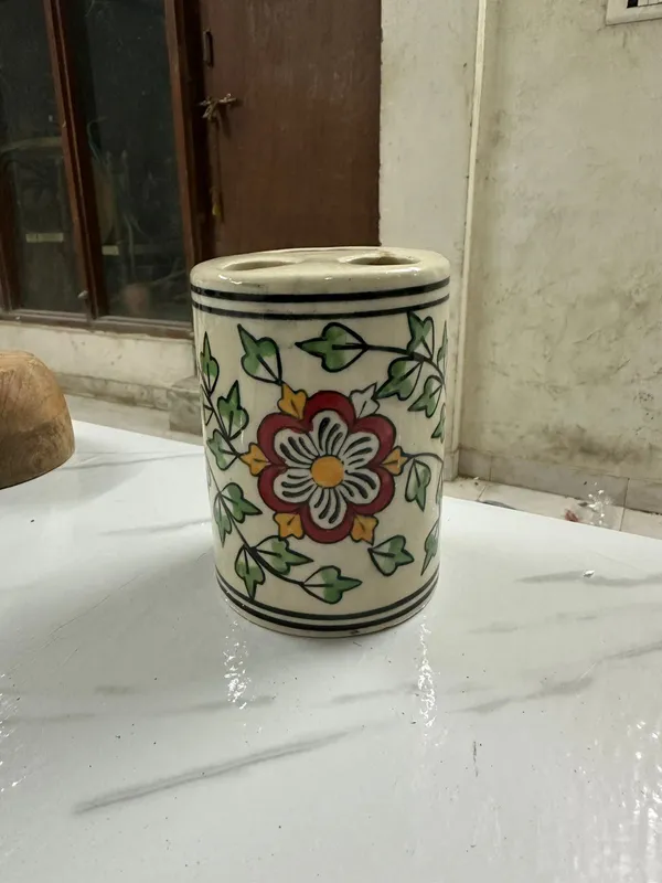 Multicolor_Premium_The_Nilima_Hand_Painted_Blue_Pottery_Holder