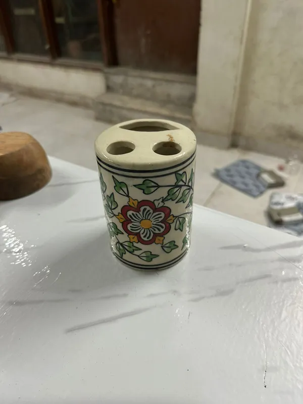 Multicolor_Premium_The_Nilima_Hand_Painted_Blue_Pottery_Holder