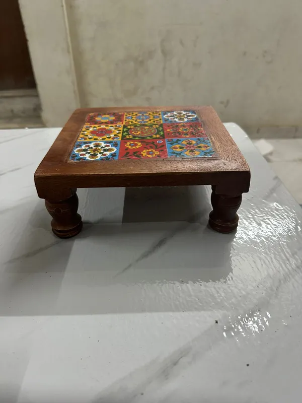 Multicolor_Premium_Vedhi_Blue_Pottery_Stool_(Medium)