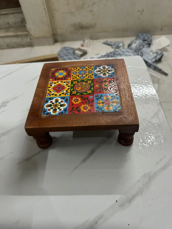 Multicolor_Premium_Vedhi_Blue_Pottery_Stool_(Medium)