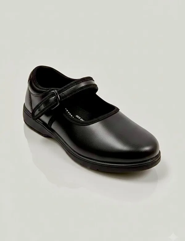 Black_Leather_School_Shoes_For_Girls
