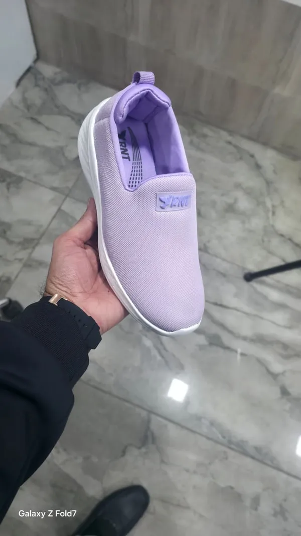 Lavender_Mesh_And_Synthetic_Slip_On_Sneakers_For_Women