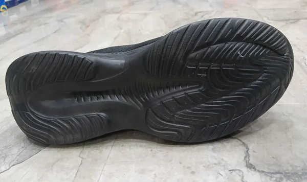 Charcoal_Grey_Mesh_And_Synthetic_Running_Shoes_For_Men