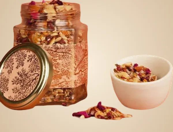 Almond_Mukhwas_-_With_No_Color_,_No_Preservative_,_No_Artificial_Flavor_-_150gm