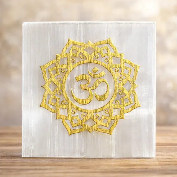 White_Natural_Selenite_With_Printed_Om_Symbol_Plate_For_Unisex