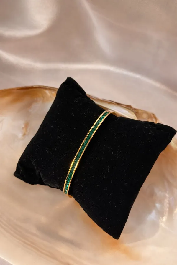 Gold_And_Green_Stone_Kada_For_Women