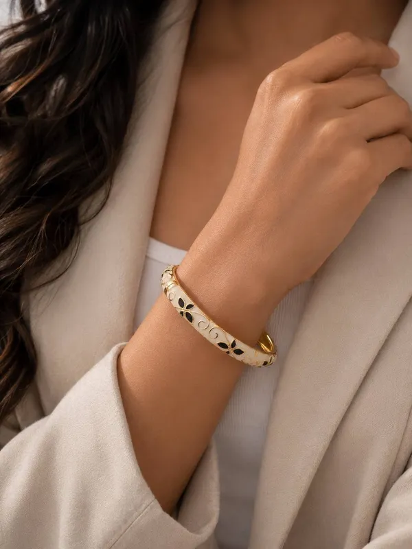 Enamel_White_Bangel