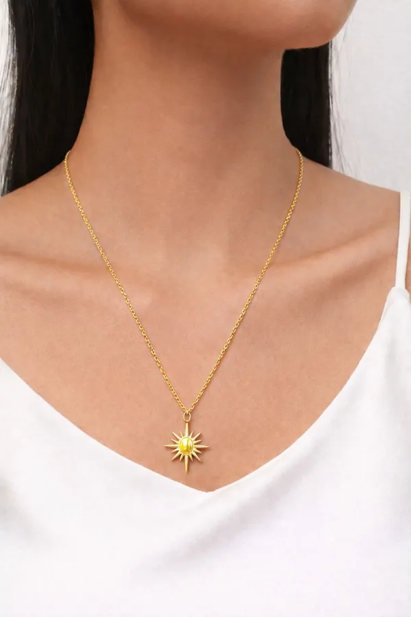 Golden_Sunburst_Necklace_For_Women