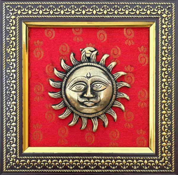Red_Decorative_Metal_Sun_Face_Wall_Hanging_With_Ornate_Frame