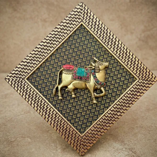 Grey_3D_Brass_Decorative_Camel_Wall_Hanging_With_Woven_Fabric_Backing