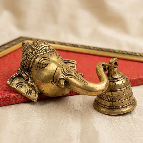 Pink_Decorative_Ganesha_Wall_Art_Diamond_Shaped_Frame_With_Red_Background