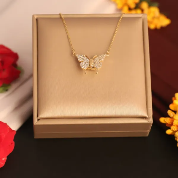 Megnatic_Zicrone_Butterfly_Necklace