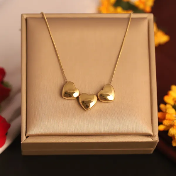 Three_Heart_Gold_Plate_Necklace_|_For_Women