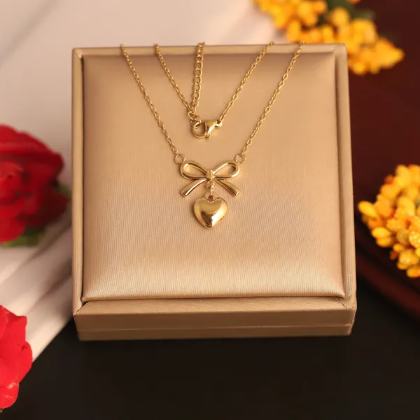 Gold_Premium_Pendant_Alloy_For_Women