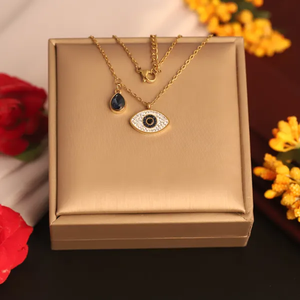 Gold_Premium_Pendant_Alloy_For_Women