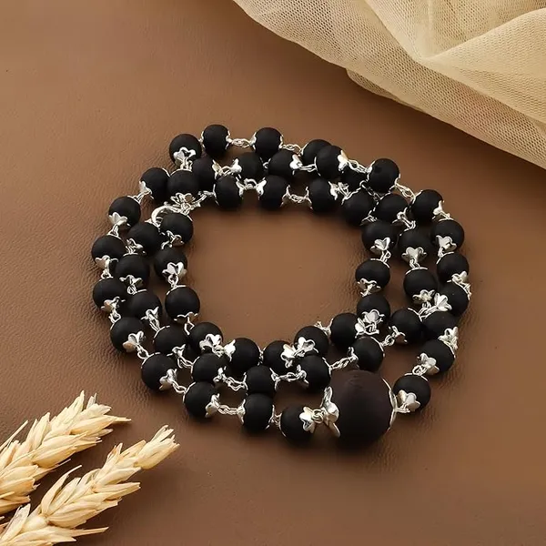 Silver_Plated_Karungali_Mala_with_12MM_Karungali_Bead