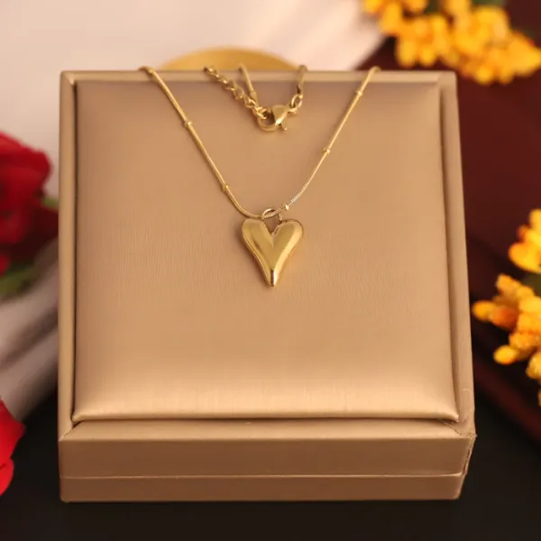 Heart_Shape_Golden_Necklace_|_For_Women