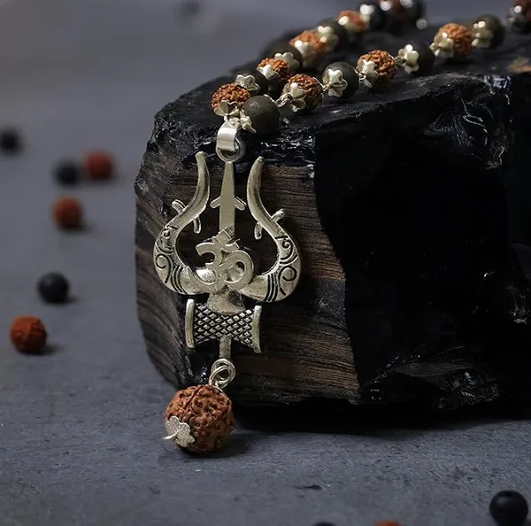 Silver_Plated_Rudraksha_&_Karungali_Mala_with_Trishul_Pendant