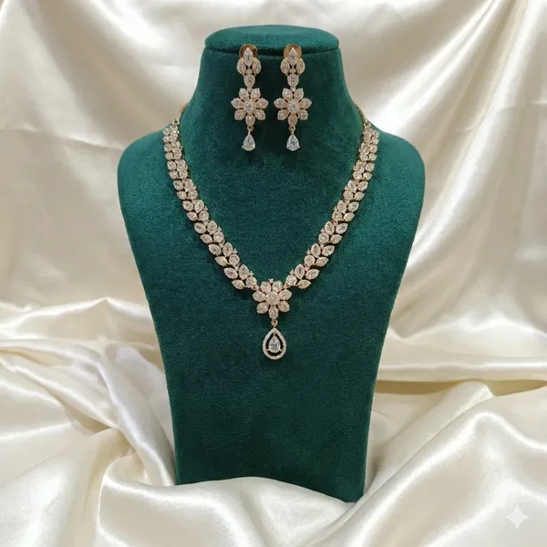 Rose_Gold_Diamond_And_Brass_Necklace_Set_For_Women
