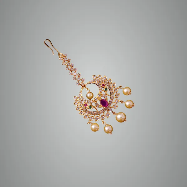 Gold_Premium_Metal_Maang_Tikka_For_Women