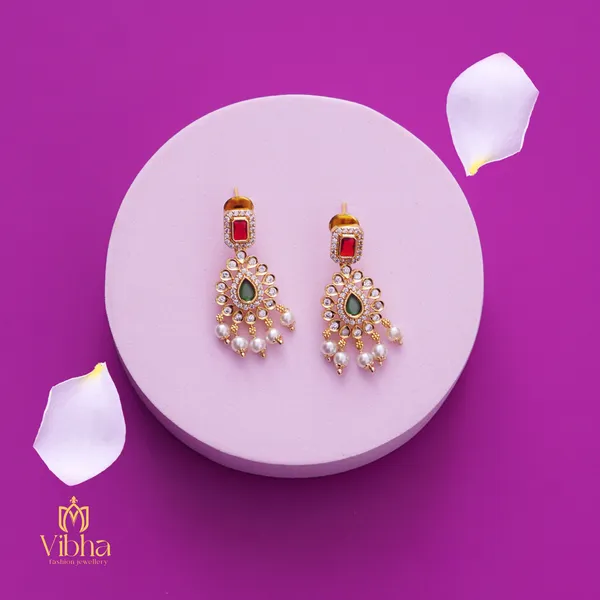 Gold_Premium_Metal_Necklace_Set_For_Women