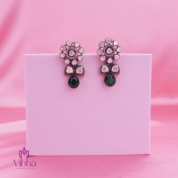 Silver_Premium_Metal_Ear_Ring_For_Women