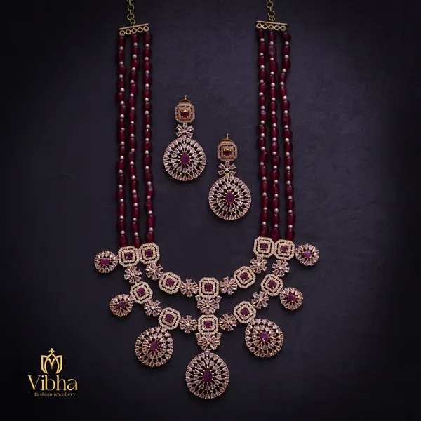 Carmine_Premium_Metal_Necklace_Set_Set_For_Women