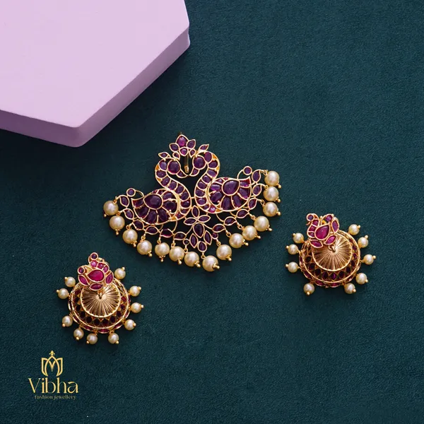 Ruby_Premium_Metal_Pendant_Set_For_Women