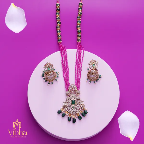Green_Premium_Metal_Necklace_Set_Set_For_Women