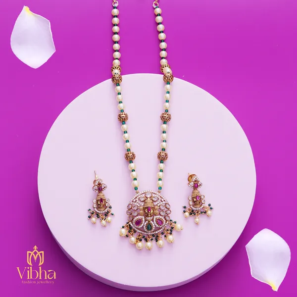 Green_Premium_Metal_Necklace_Set_Set_For_Women