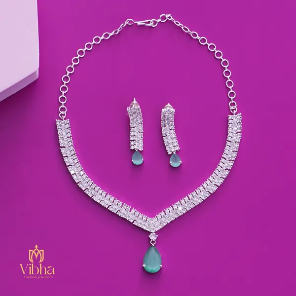 Mint_Green_Premium_Metal_Necklace_Set_For_Women