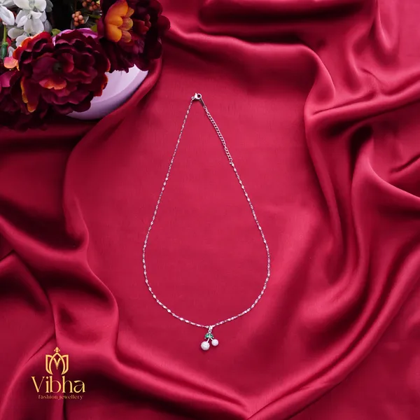 Silver_Premium_Metal_Necklace_Set_For_Women