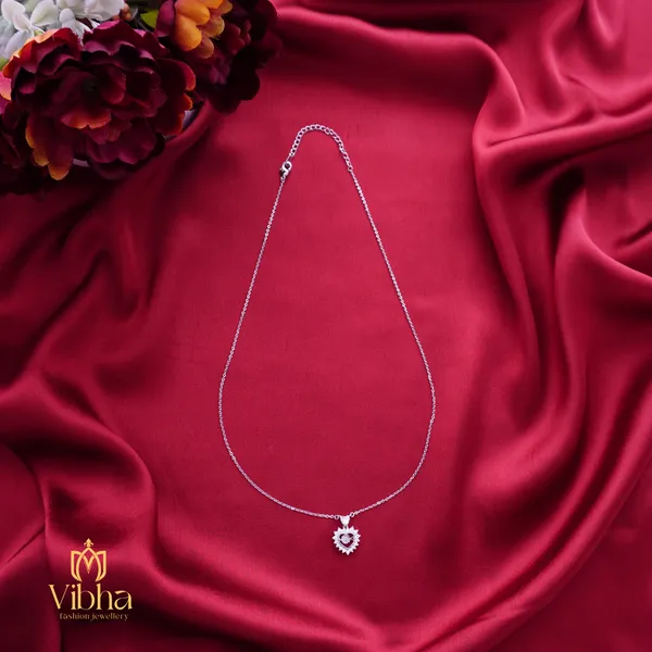White_Premium_Metal_Necklace_Set_For_Women