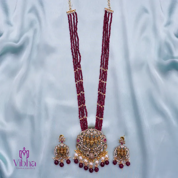 Carmine_Premium_Metal_Necklace_Set_For_Women