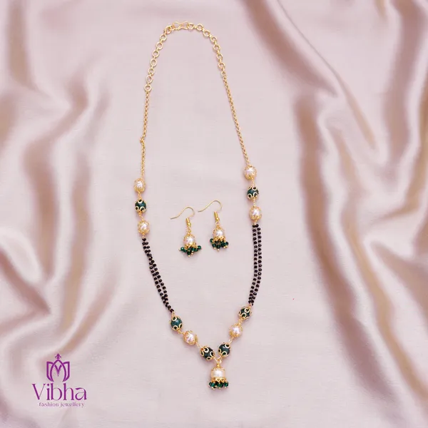 Green_Premium_Metal_Mangalsutra_For_Women