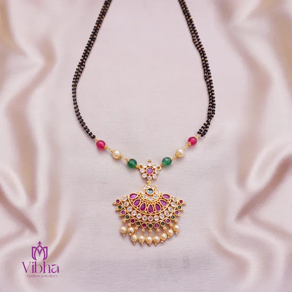 Black_Premium_Metal_Necklace_Set_Set_For_Women