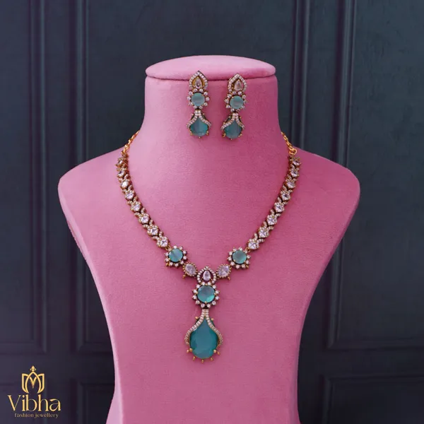 Mint_Green_Premium_Metal_Necklace_Set_For_Women