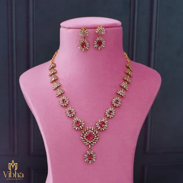 Red_Premium_Metal_Necklace_Set_For_Women