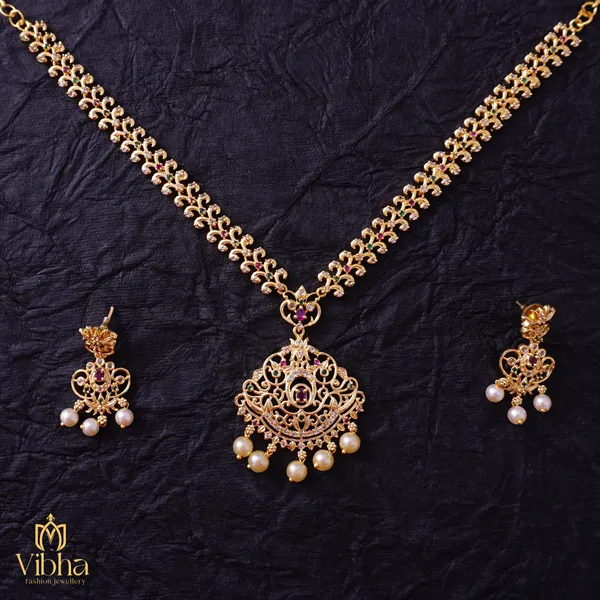 Gold_Premium_Metal_Necklace_Set_For_Women