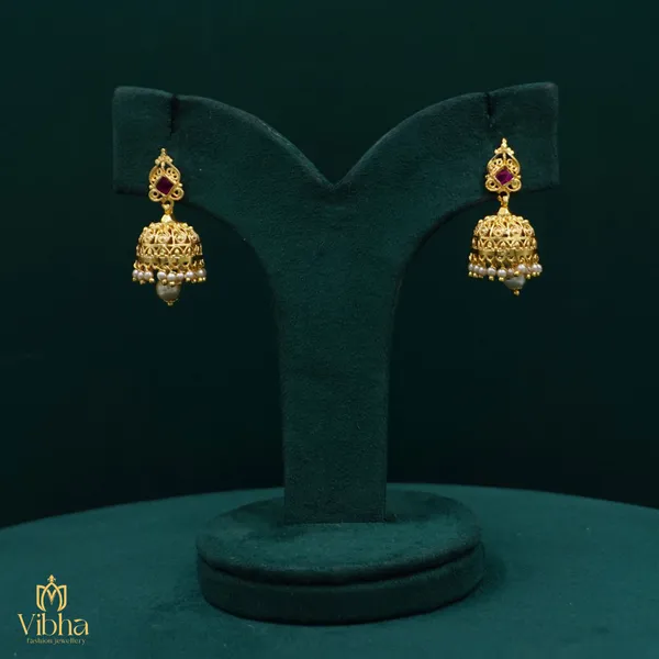 Gold_Premium_Metal_Ear_Ring_For_Women